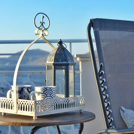 La Maison Bleue Апартаменты Ликсури